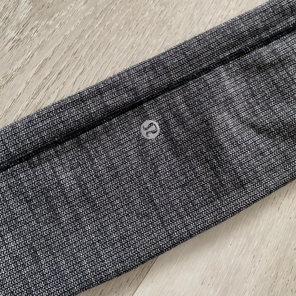 Lululemon Speed Up‎ Tight 28